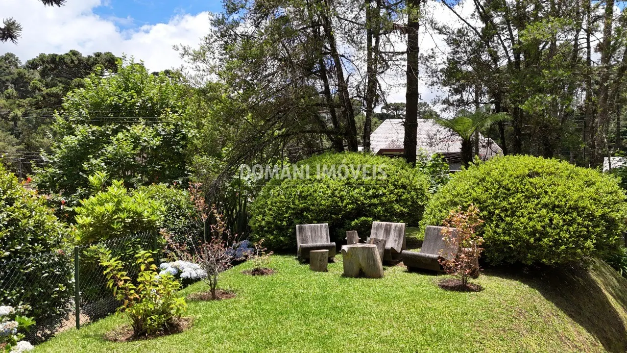 Casa à venda de 1.315 m² em Campos do Jordão, SP, Brasil