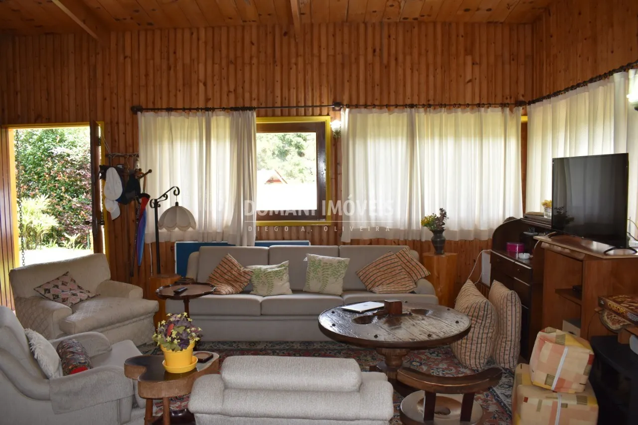 Casa à venda de 1.315 m² em Campos do Jordão, SP, Brasil