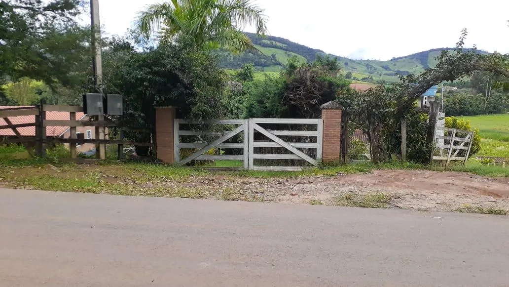 Country home for sale of 1 acres in Itapeva, MG, Brazil