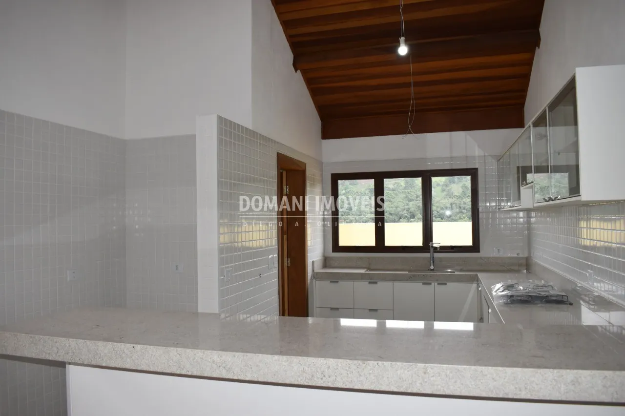 Casa à venda de 1.230 m² em Campos do Jordão, SP, Brasil