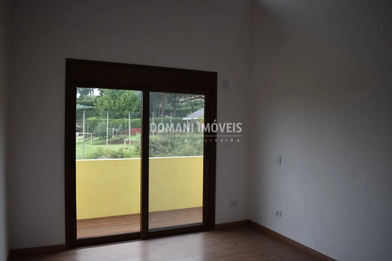 Casa à venda de 1.230 m² em Campos do Jordão, SP, Brasil