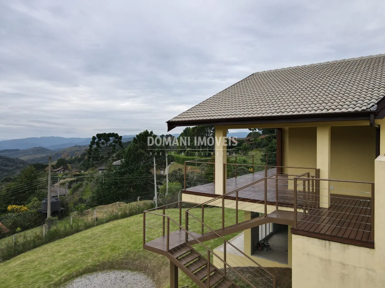Casa à venda de 1.230 m² em Campos do Jordão, SP, Brasil
