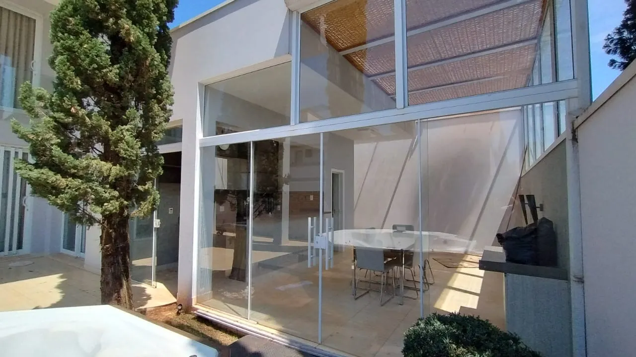 Casa à venda de 396 m² em Artur Nogueira, SP, Brasil