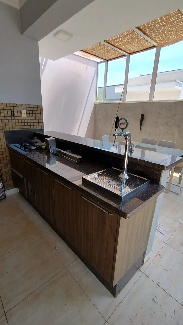 Casa à venda de 396 m² em Artur Nogueira, SP, Brasil