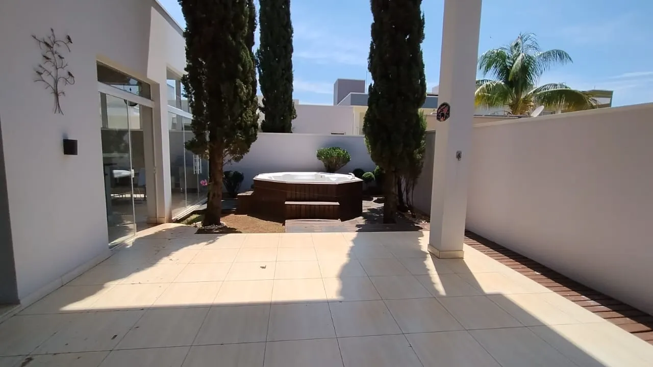 Casa à venda de 396 m² em Artur Nogueira, SP, Brasil