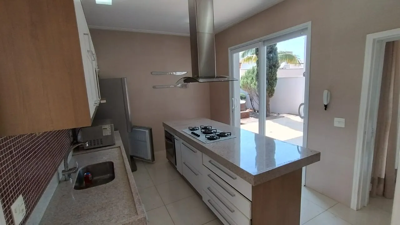 Casa à venda de 396 m² em Artur Nogueira, SP, Brasil