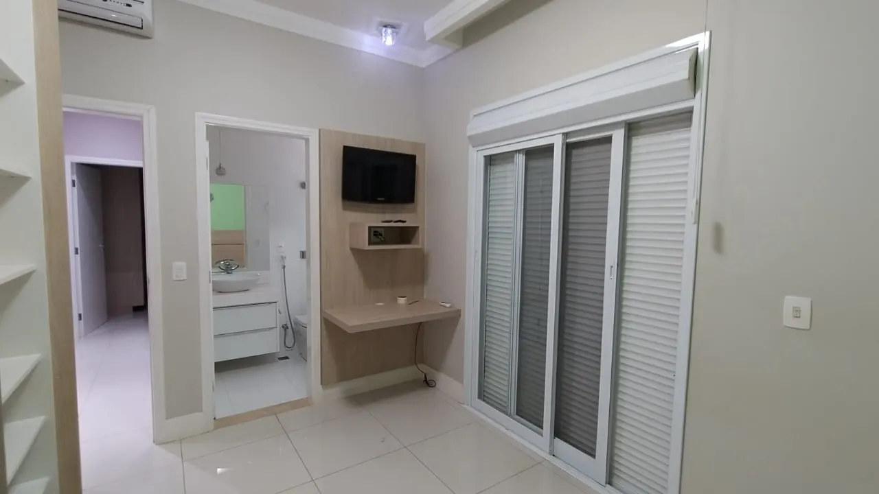 Casa à venda de 396 m² em Artur Nogueira, SP, Brasil
