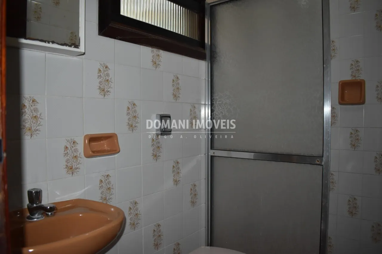Casa à venda de 2.460 m² em Campos do Jordão, SP, Brasil