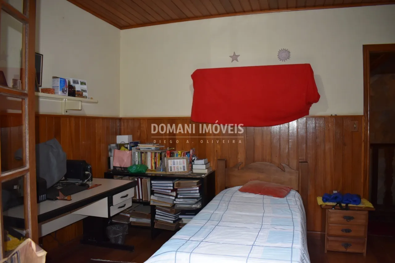 Casa à venda de 2.460 m² em Campos do Jordão, SP, Brasil