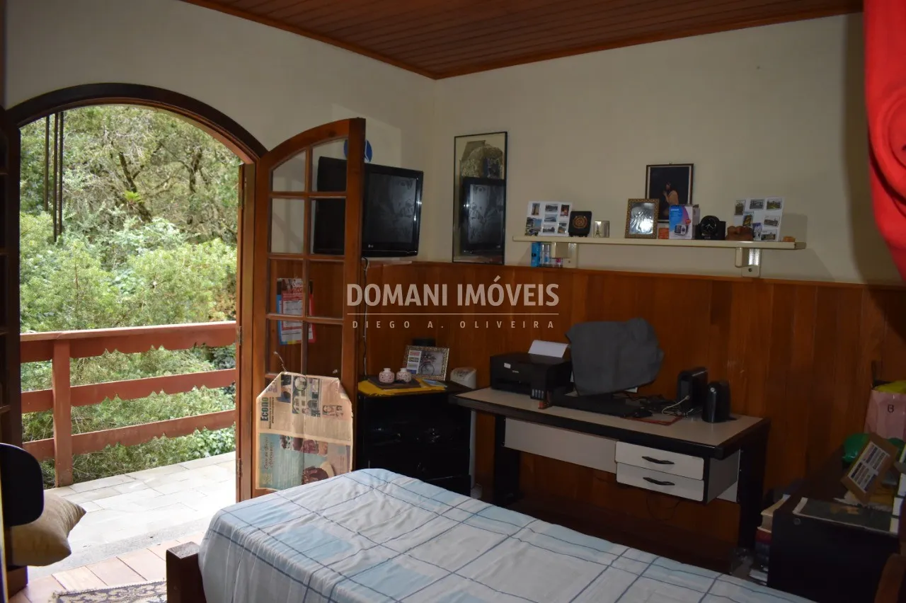 Casa à venda de 2.460 m² em Campos do Jordão, SP, Brasil