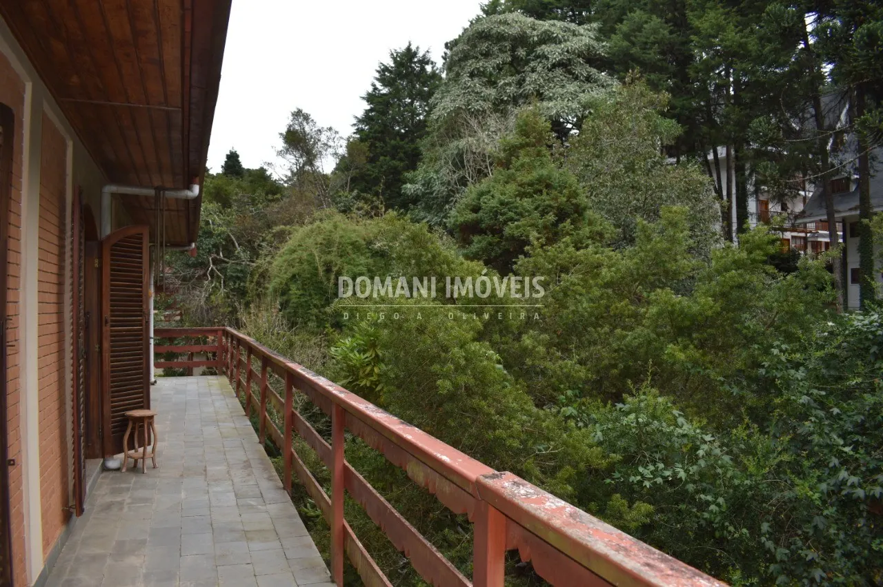 Casa à venda de 2.460 m² em Campos do Jordão, SP, Brasil