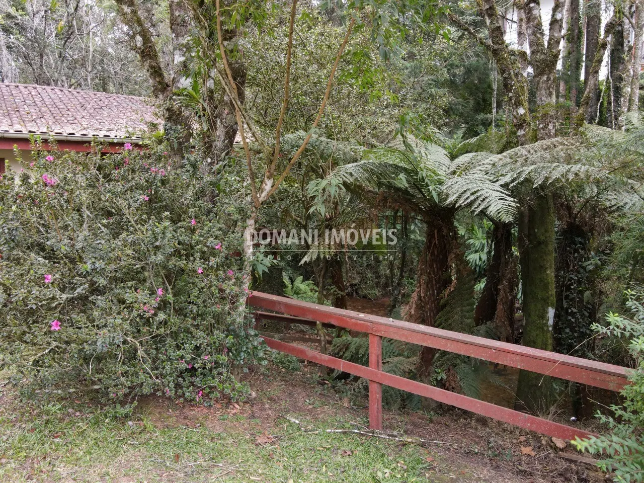 Casa à venda de 2.460 m² em Campos do Jordão, SP, Brasil