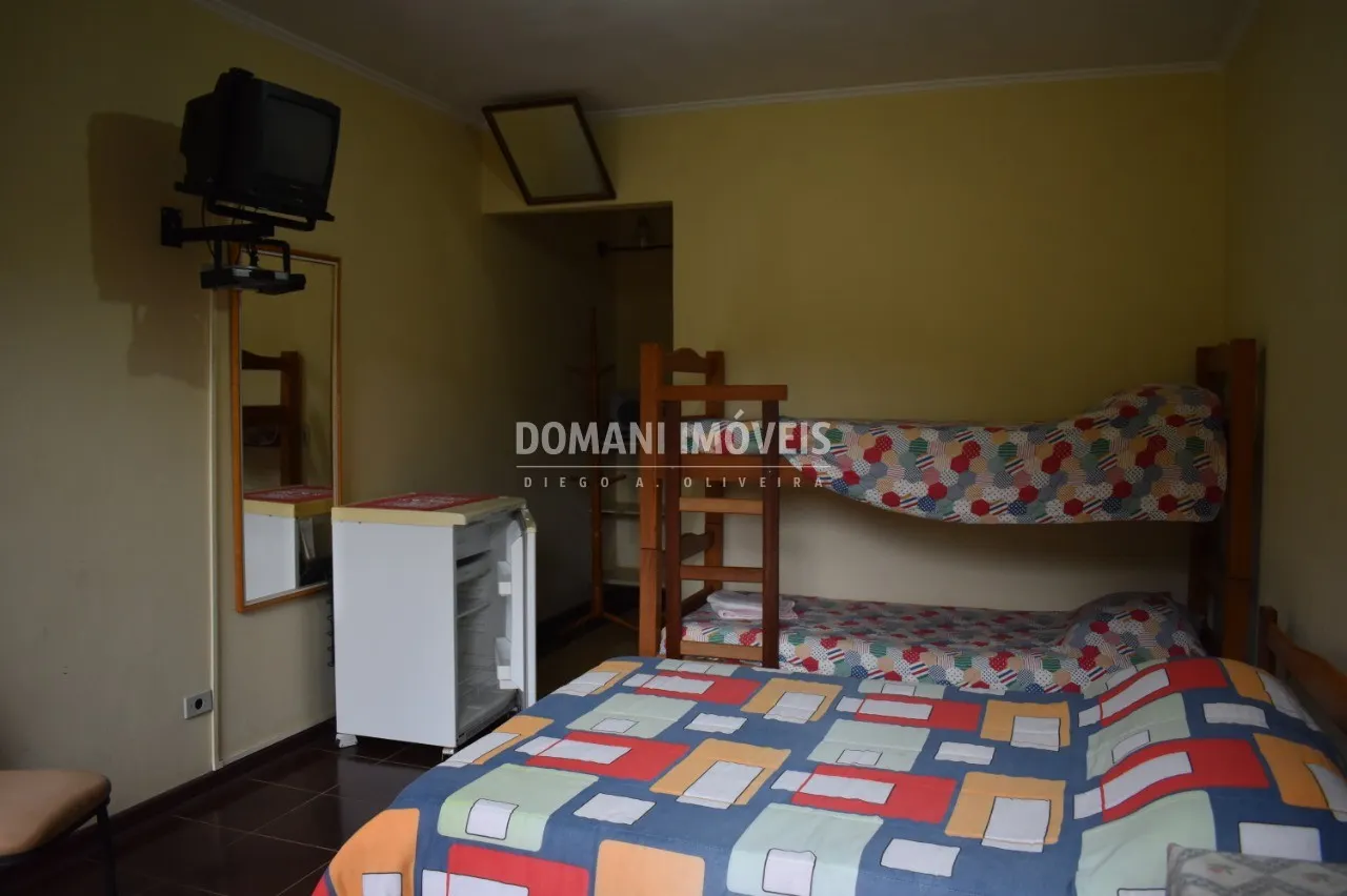 Casa à venda de 2.460 m² em Campos do Jordão, SP, Brasil