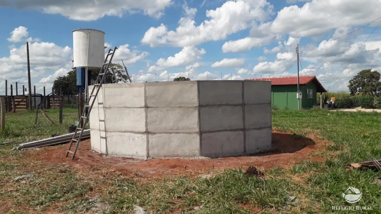 Fazenda à venda de 192 ha em Campina Verde, MG, Brasil