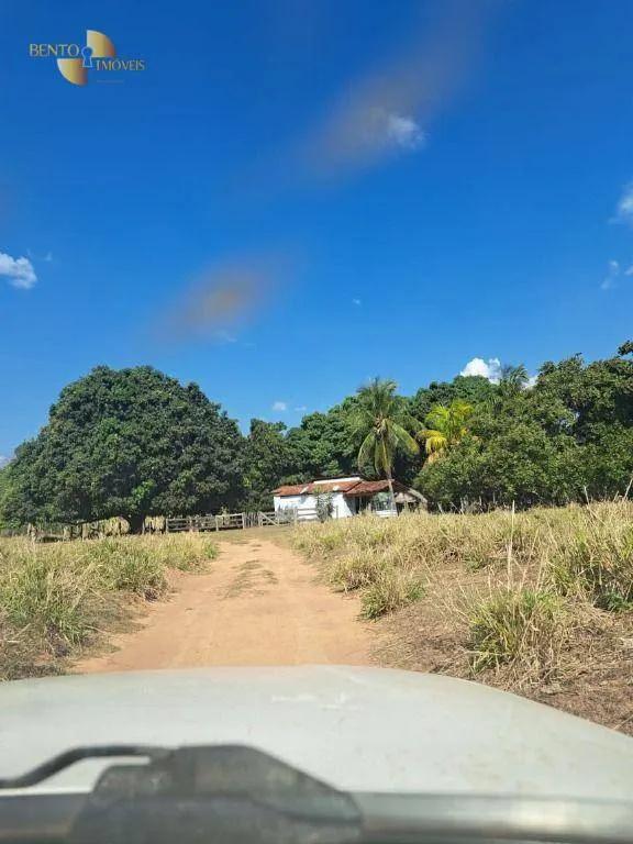 Fazenda à venda de 1.100 ha em Rosário Oeste, MT, Brasil