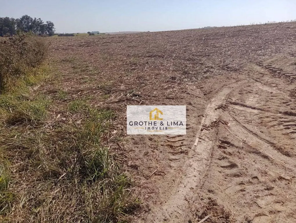 Fazenda à venda e para Arrendar de 68 ha em Tietê, SP, Brasil