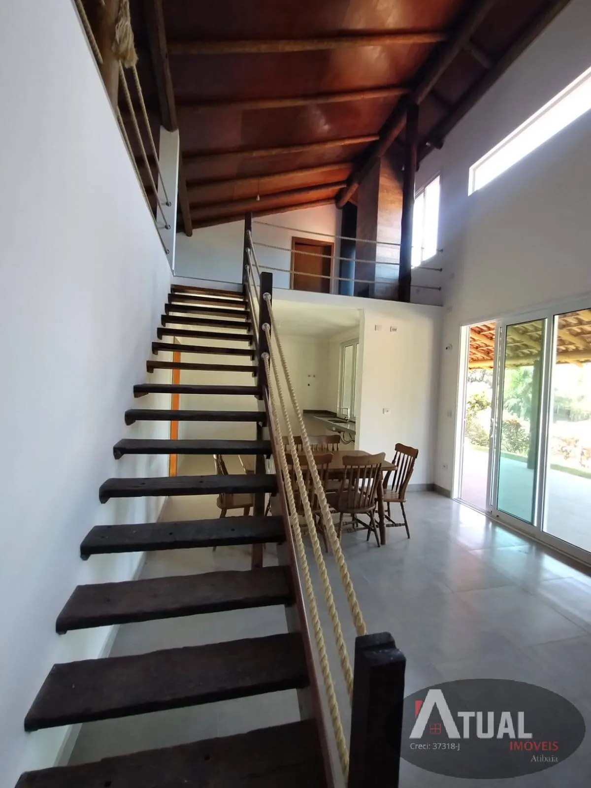 Casa à venda de 1.000 m² em Atibaia, SP, Brasil