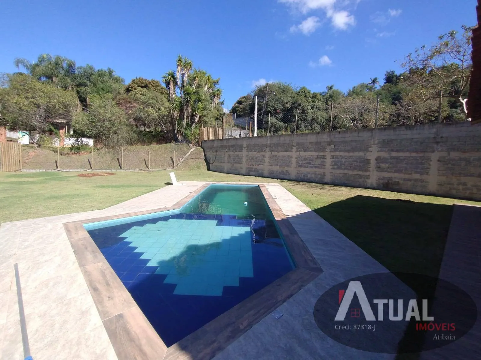 Casa à venda de 1.000 m² em Atibaia, SP, Brasil