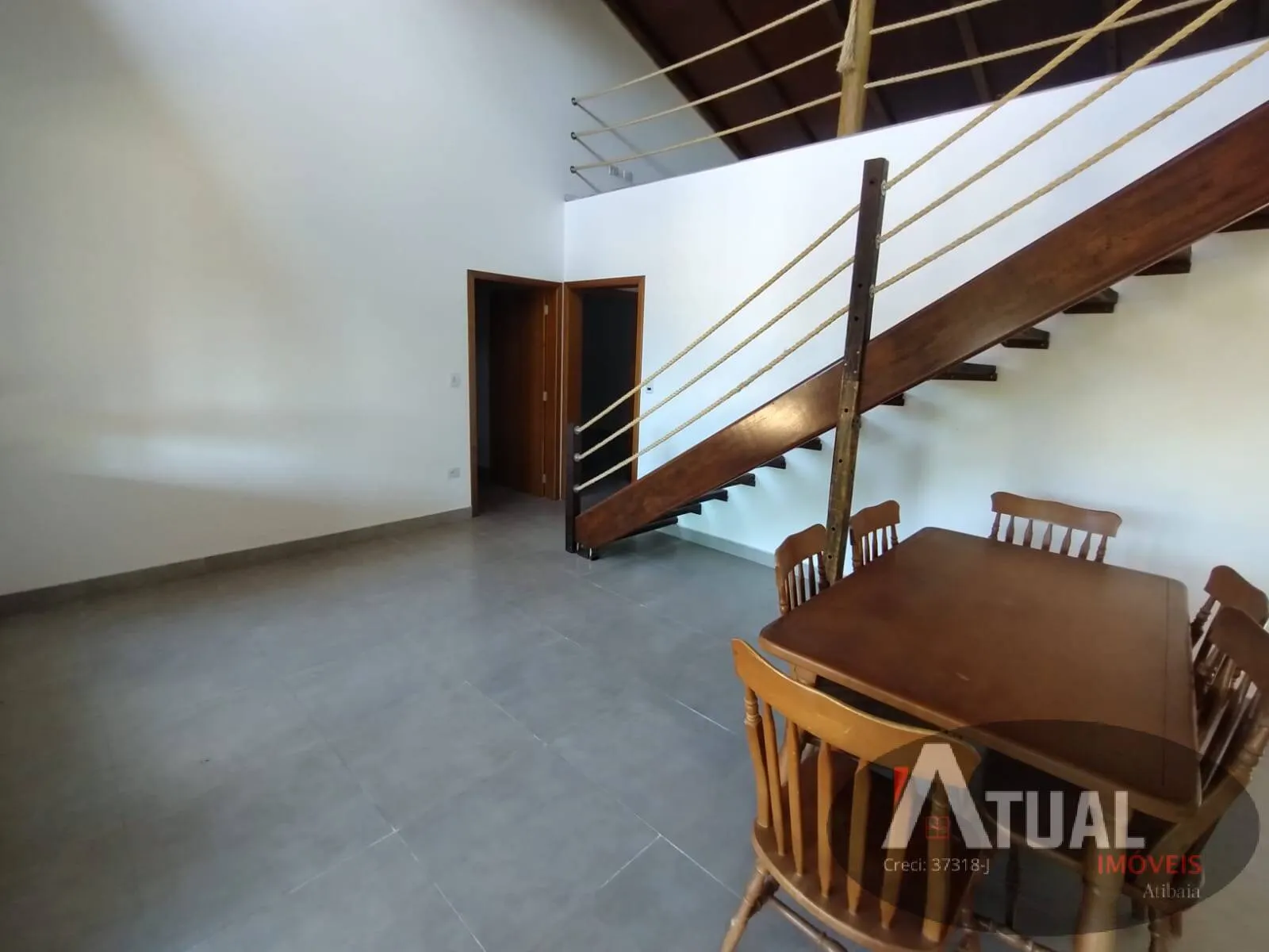 Casa à venda de 1.000 m² em Atibaia, SP, Brasil