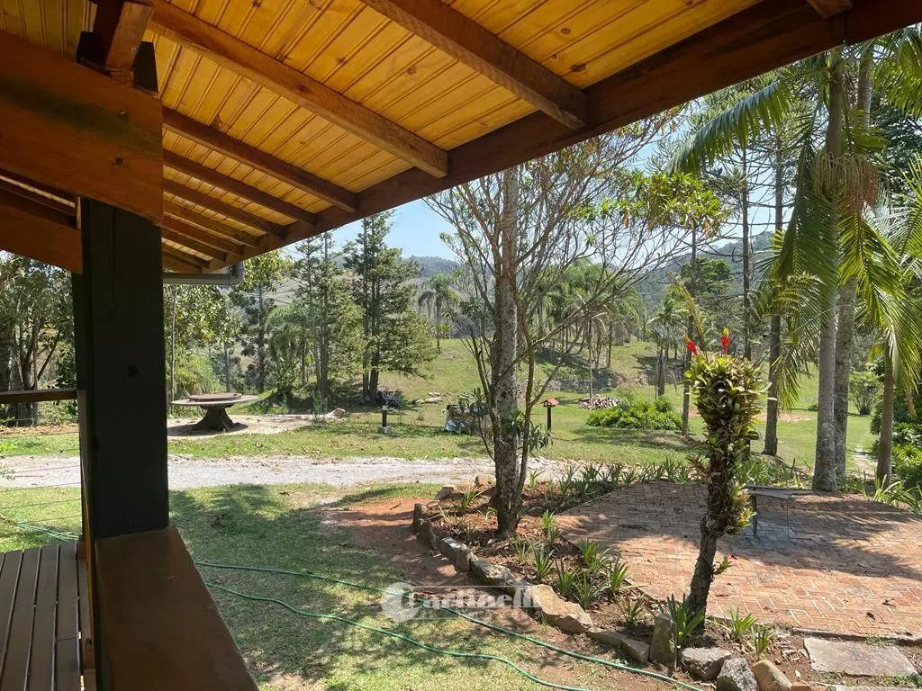 Sítio à venda de 10 ha em Santo Antônio do Pinhal, SP, Brasil