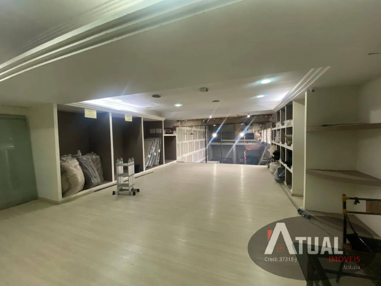Comercial para Alugar de 750 m² em Atibaia, SP, Brasil