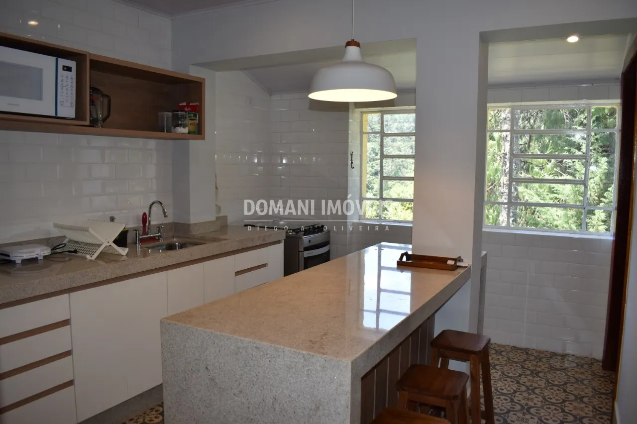 Casa à venda de 2.410 m² em Campos do Jordão, SP, Brasil