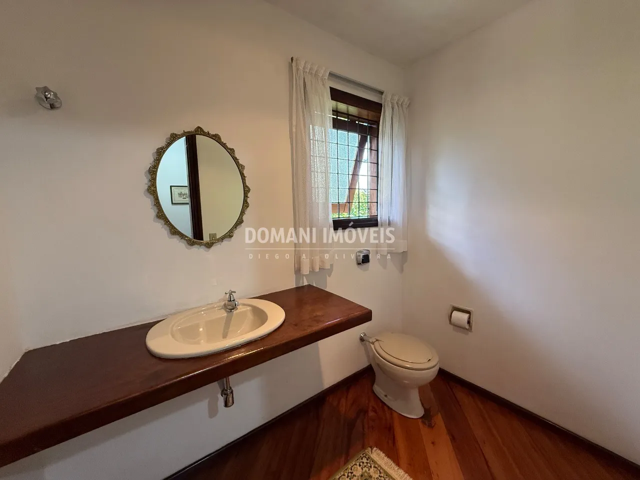 Casa à venda de 1.110 m² em Campos do Jordão, SP, Brasil