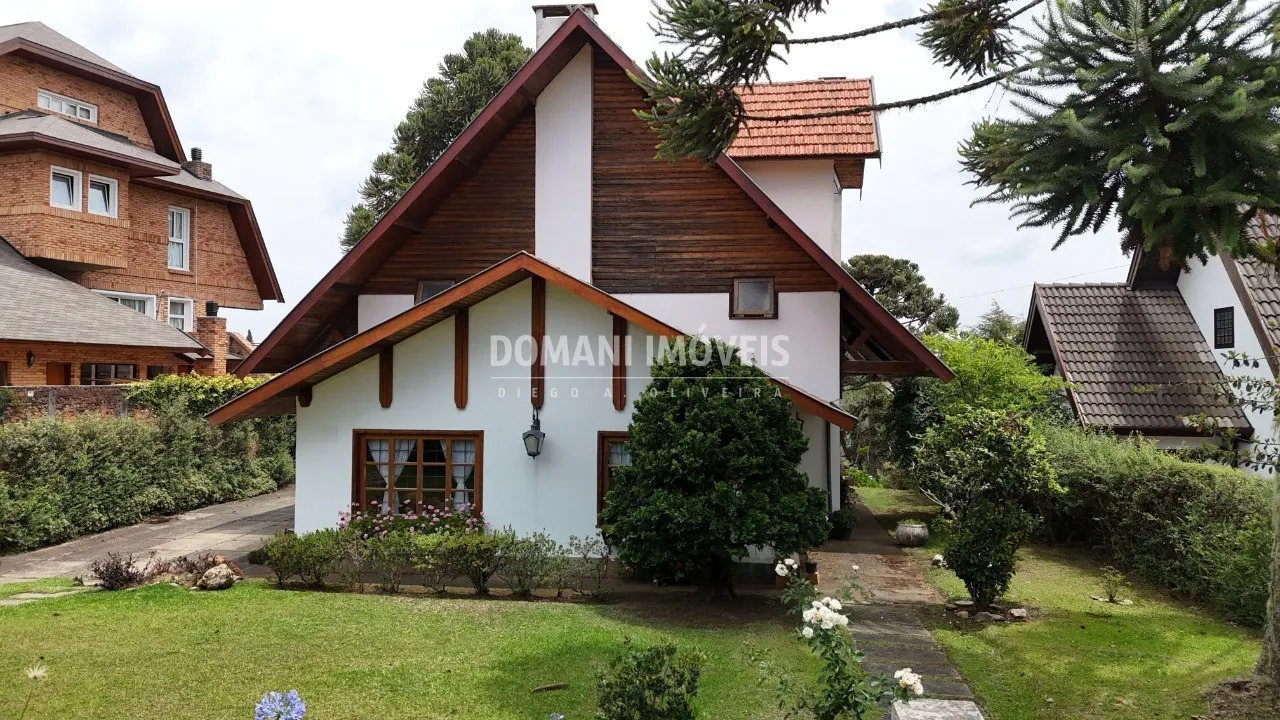 Casa à venda de 1.110 m² em Campos do Jordão, SP, Brasil