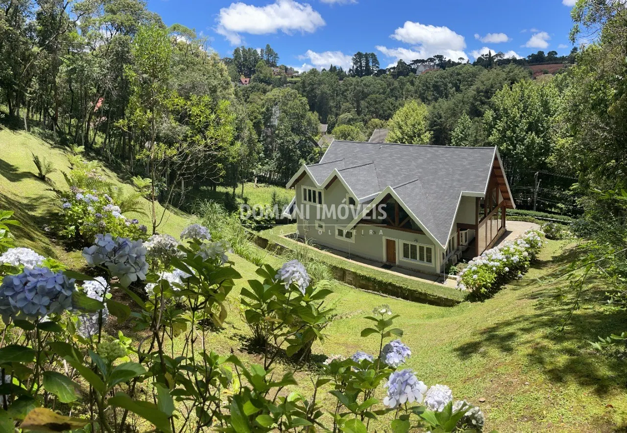 Casa à venda de 1.090 m² em Campos do Jordão, SP, Brasil