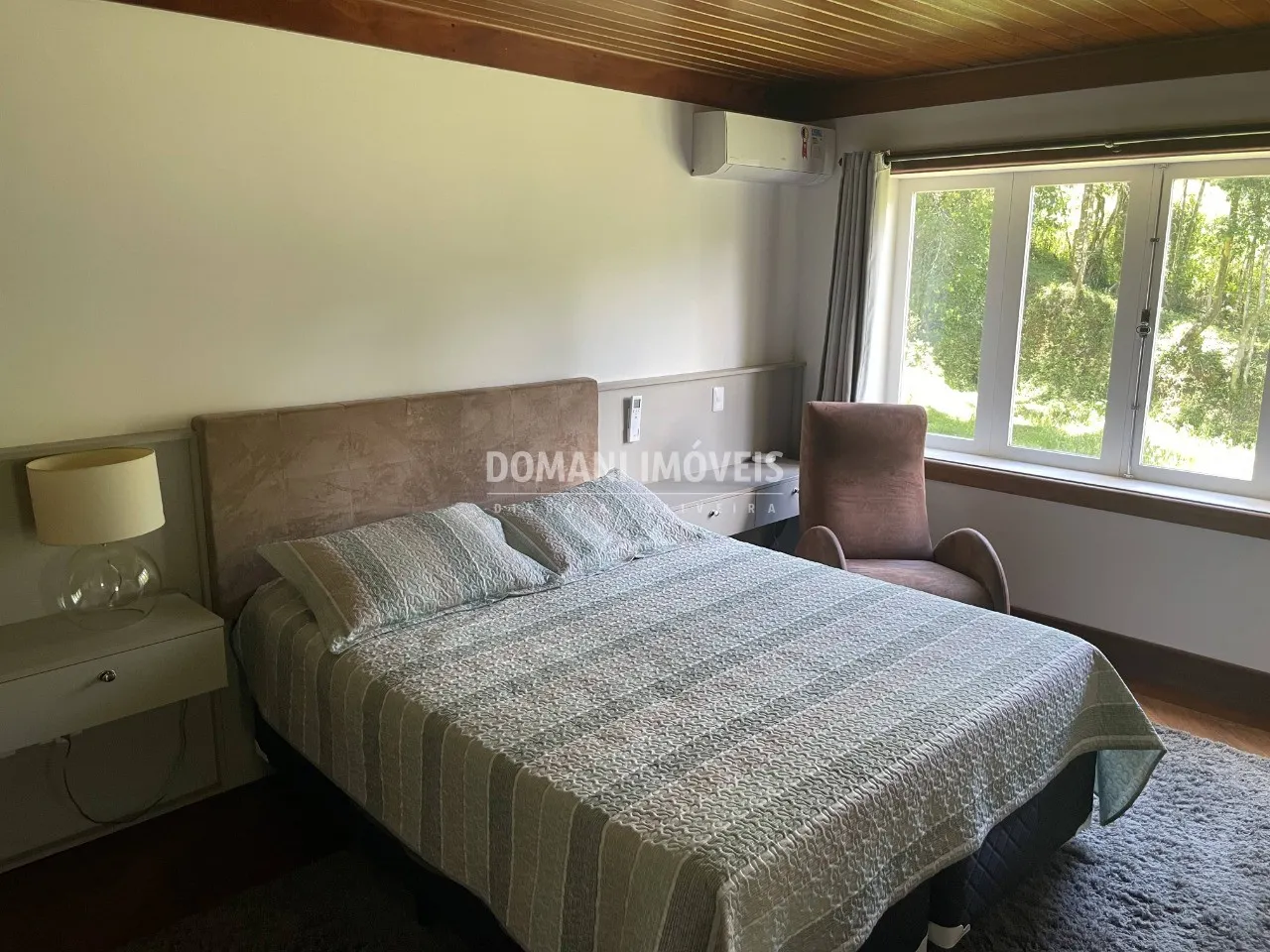 Casa à venda de 1.090 m² em Campos do Jordão, SP, Brasil