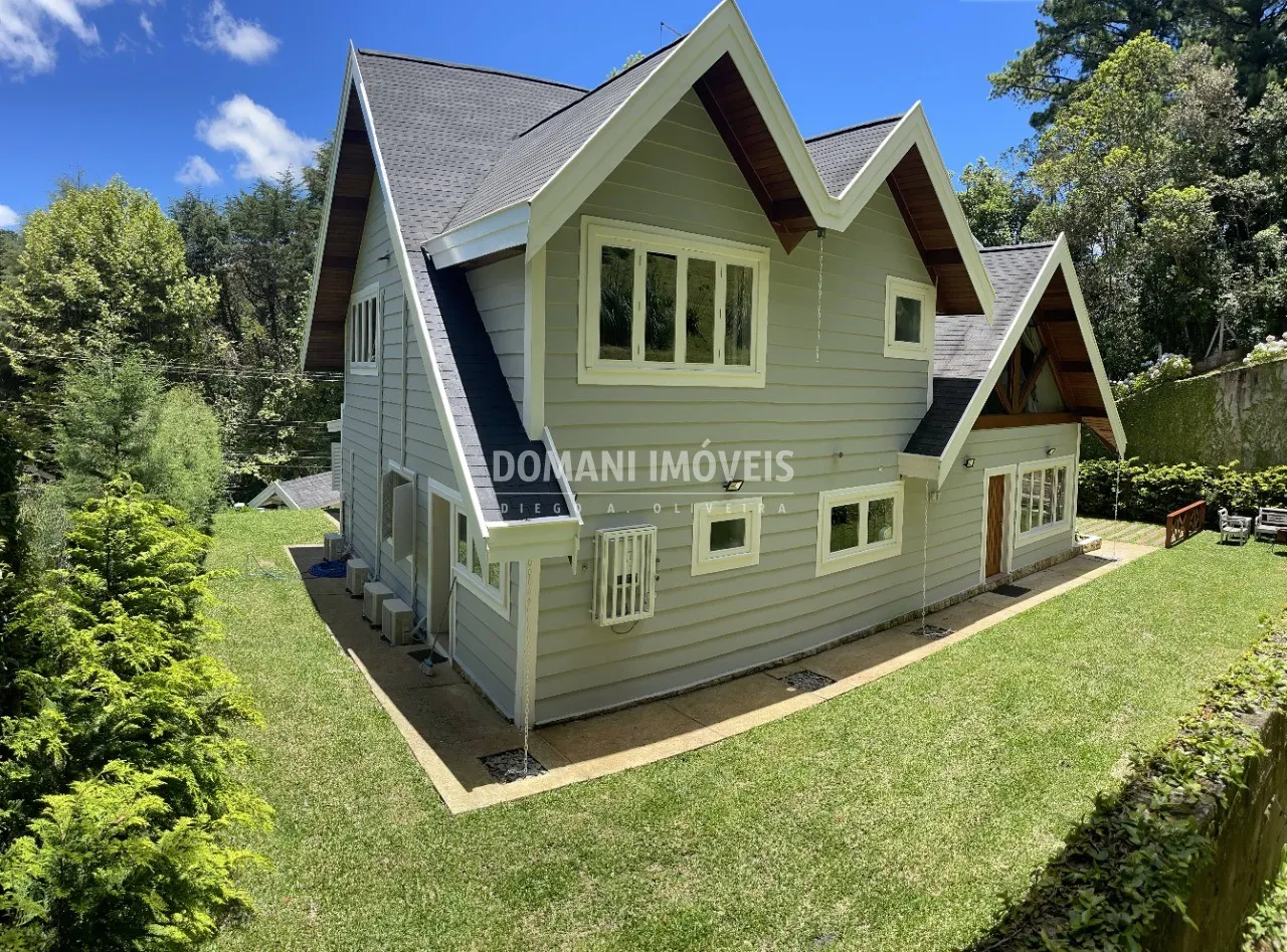 Casa à venda de 1.090 m² em Campos do Jordão, SP, Brasil
