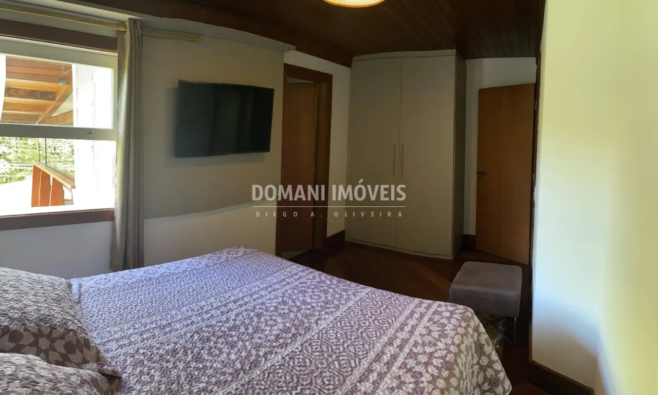 Casa à venda de 1.090 m² em Campos do Jordão, SP, Brasil