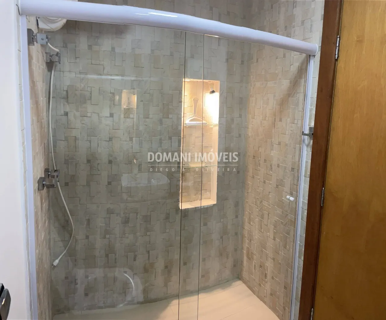 Casa à venda de 1.090 m² em Campos do Jordão, SP, Brasil