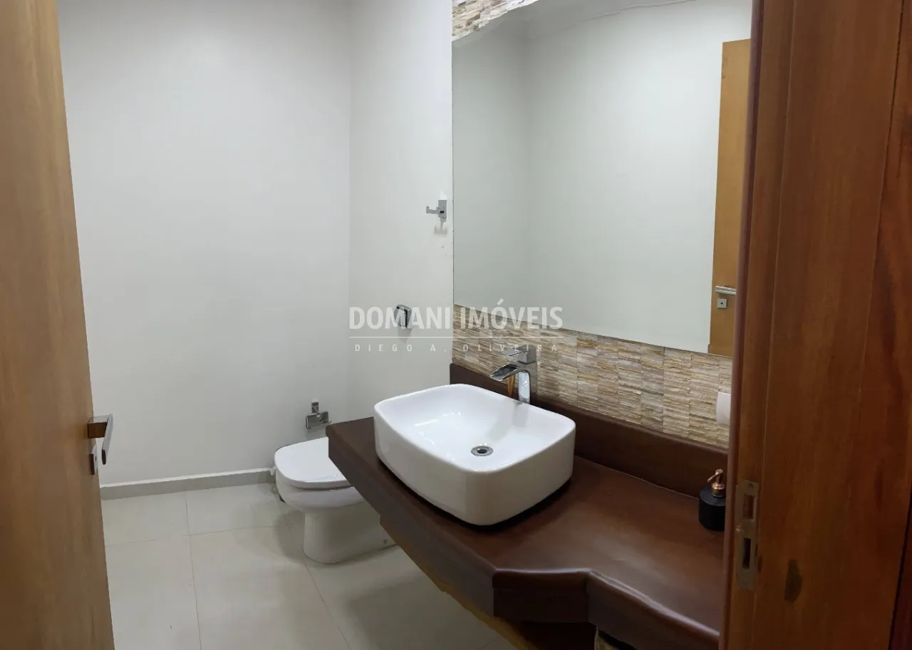 Casa à venda de 1.090 m² em Campos do Jordão, SP, Brasil