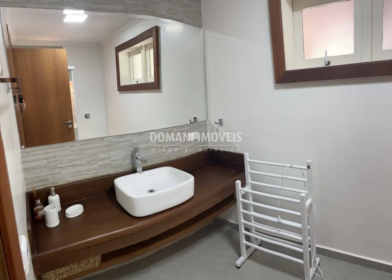 Casa à venda de 1.090 m² em Campos do Jordão, SP, Brasil