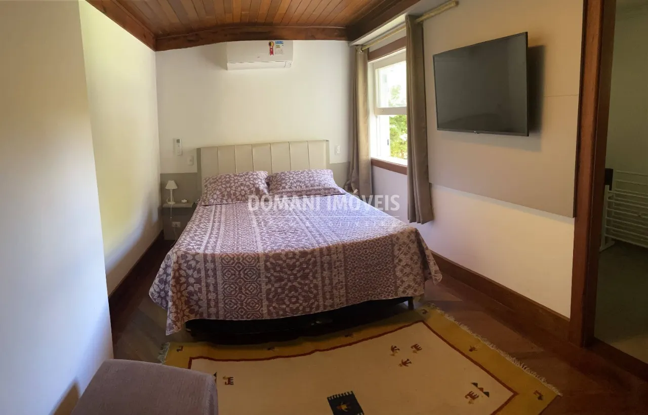Casa à venda de 1.090 m² em Campos do Jordão, SP, Brasil