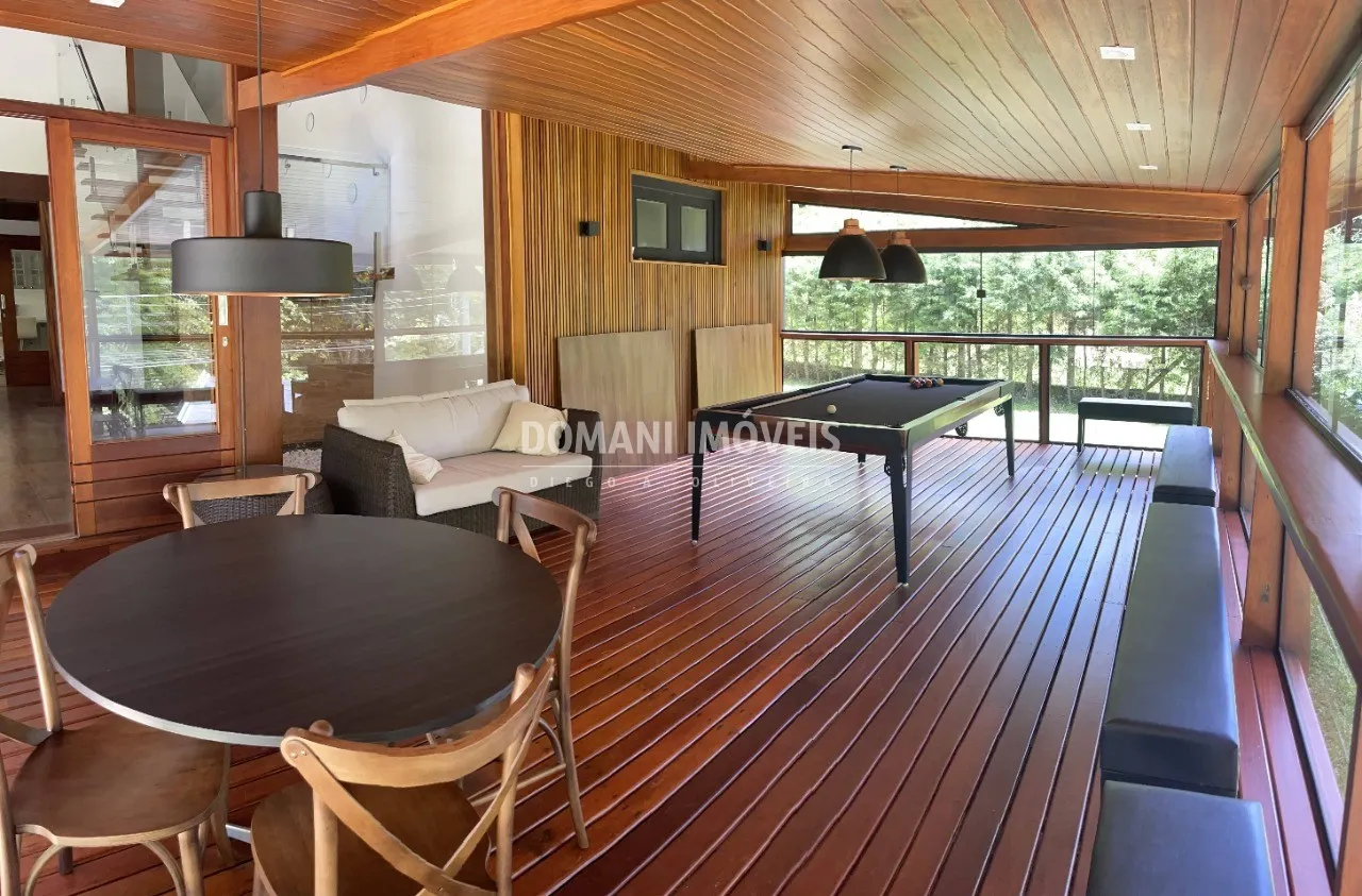 Casa à venda de 1.090 m² em Campos do Jordão, SP, Brasil