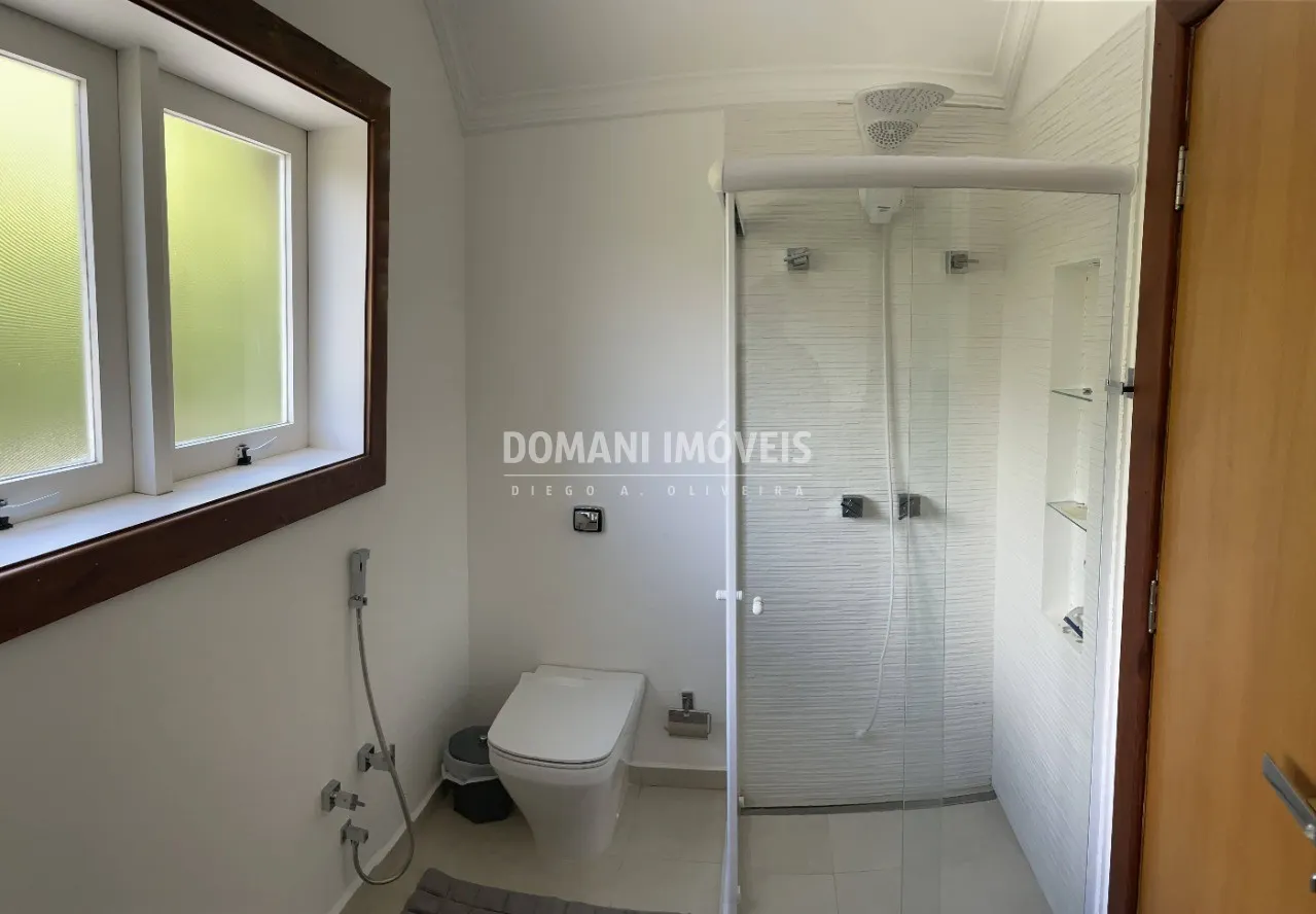 Casa à venda de 1.090 m² em Campos do Jordão, SP, Brasil