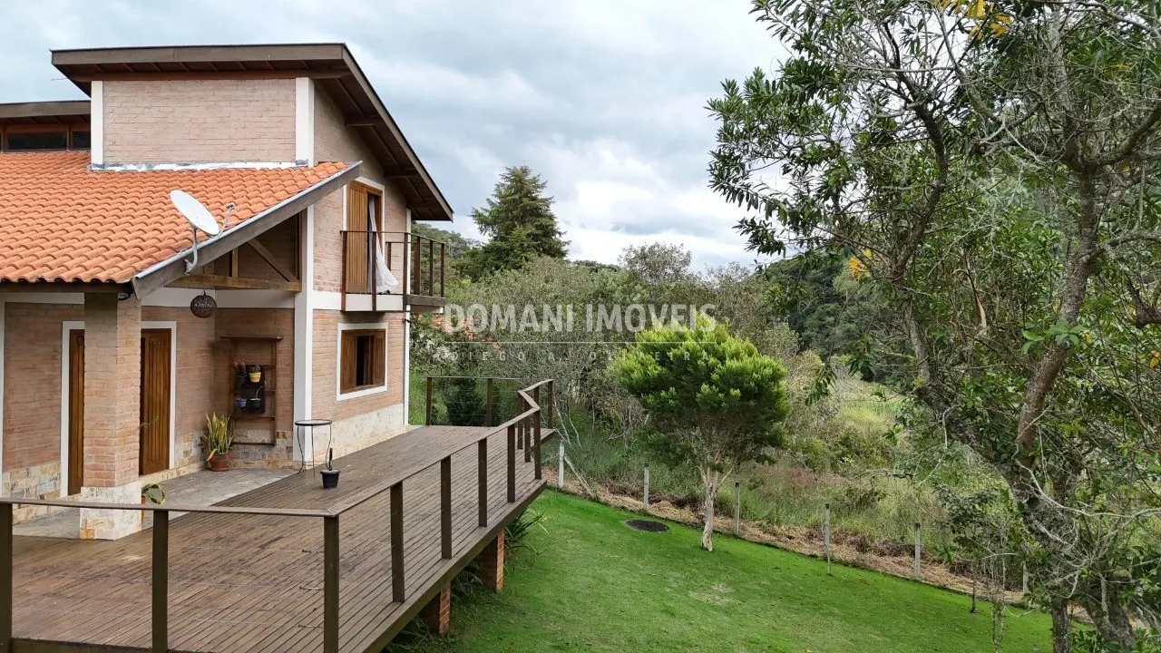Casa à venda de 3.470 m² em Santo Antônio do Pinhal, SP, Brasil