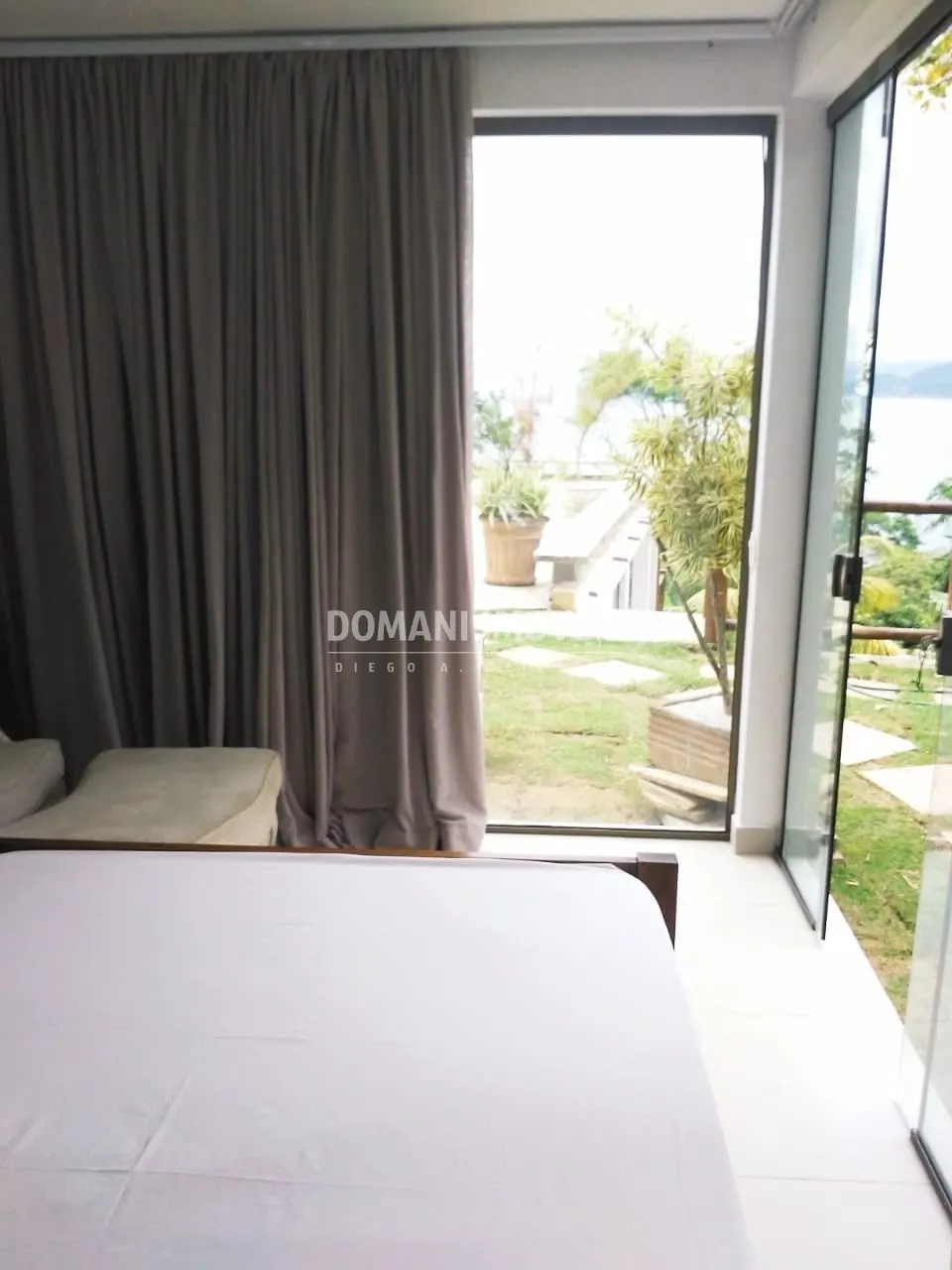 Casa à venda de 1.800 m² em Ilhabela, SP, Brasil