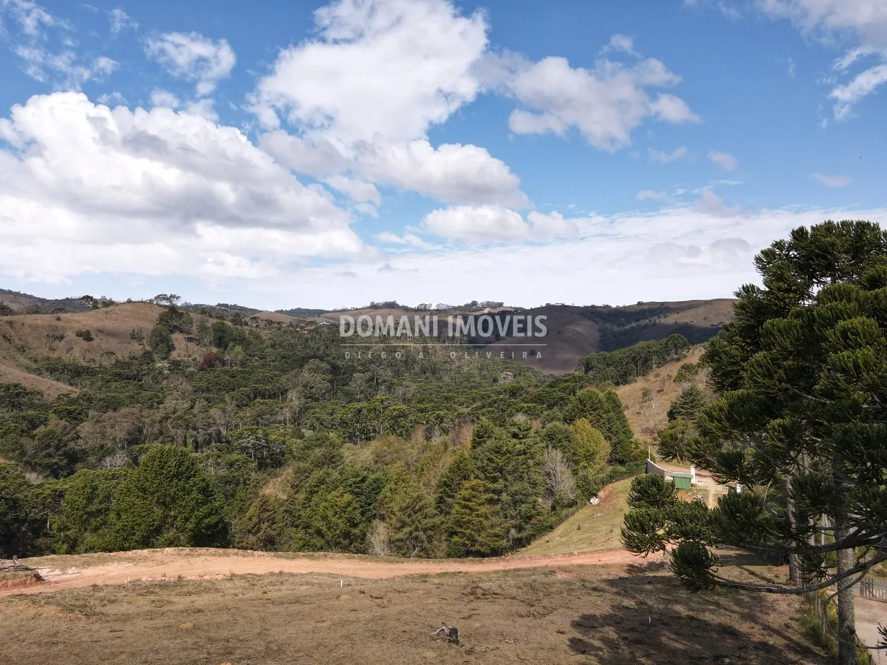 Casa à venda de 1.000 m² em Campos do Jordão, SP, Brasil