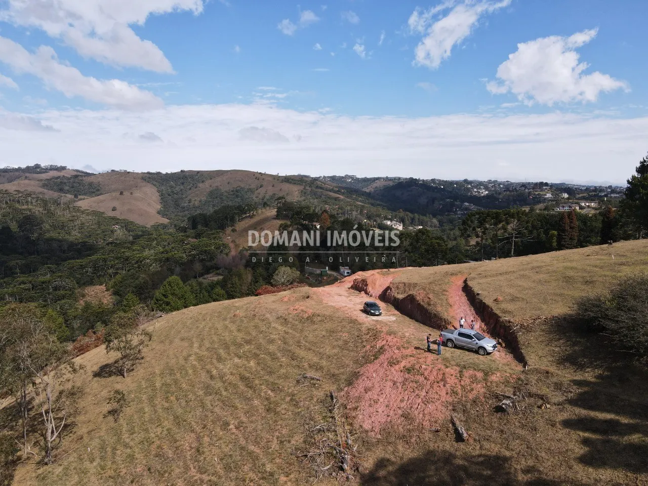 Casa à venda de 1.000 m² em Campos do Jordão, SP, Brasil