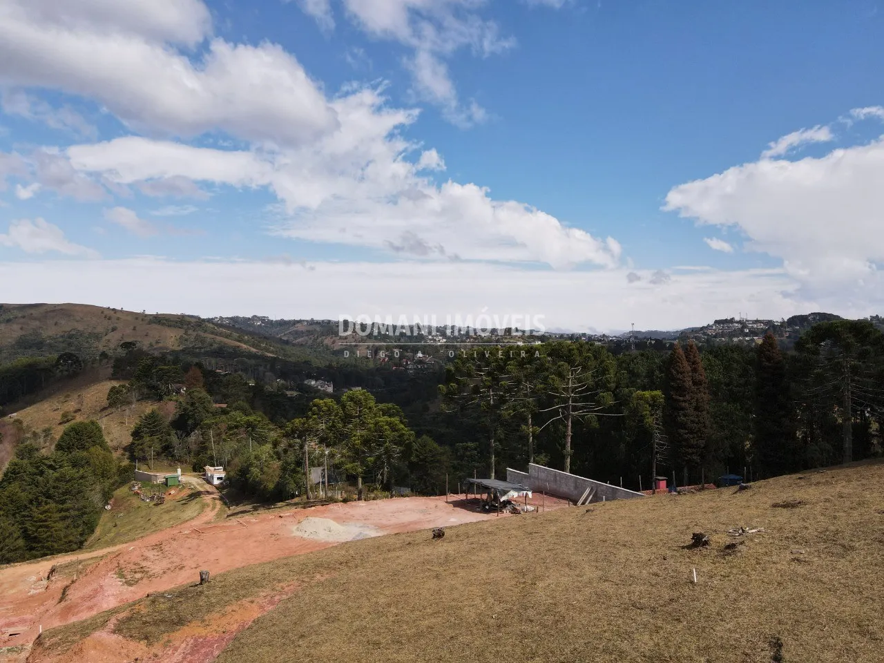 Casa à venda de 1.000 m² em Campos do Jordão, SP, Brasil