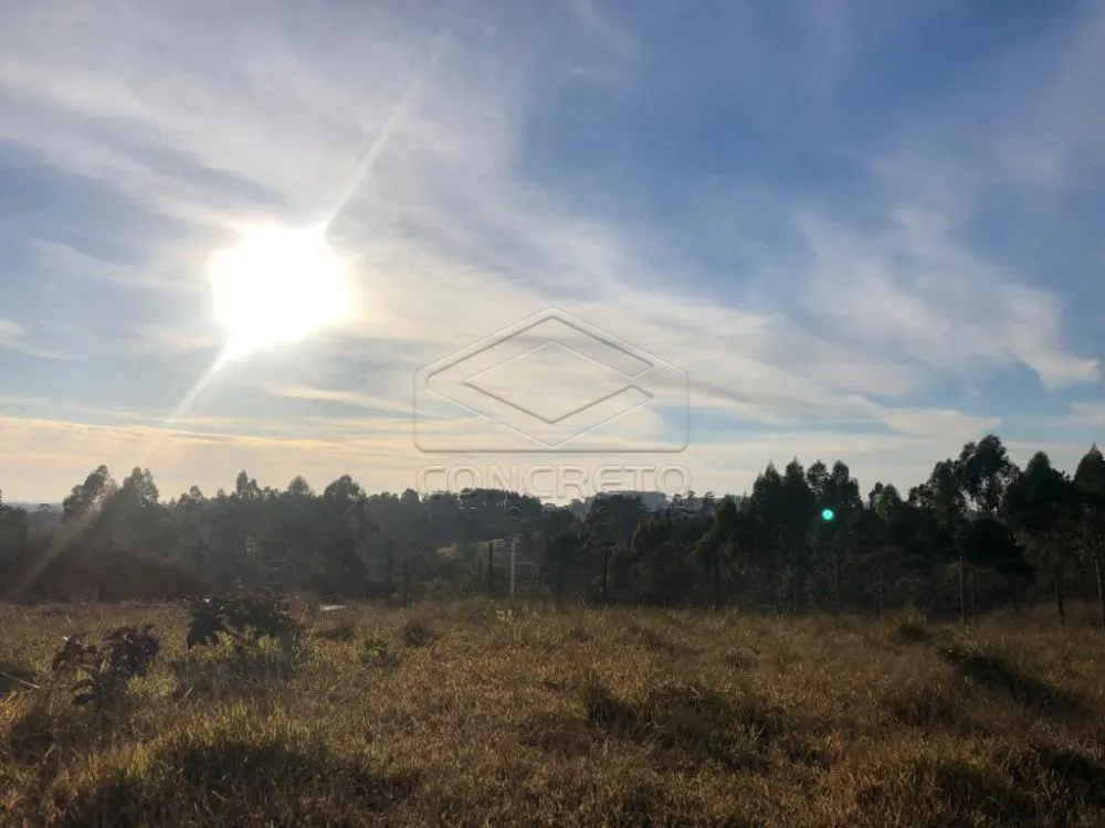 Chácara à venda de 1.000 m² em Pardinho, SP, Brasil