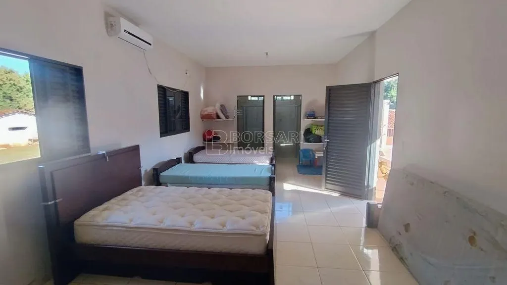 Sítio à venda de 4 ha em Araraquara, SP, Brasil
