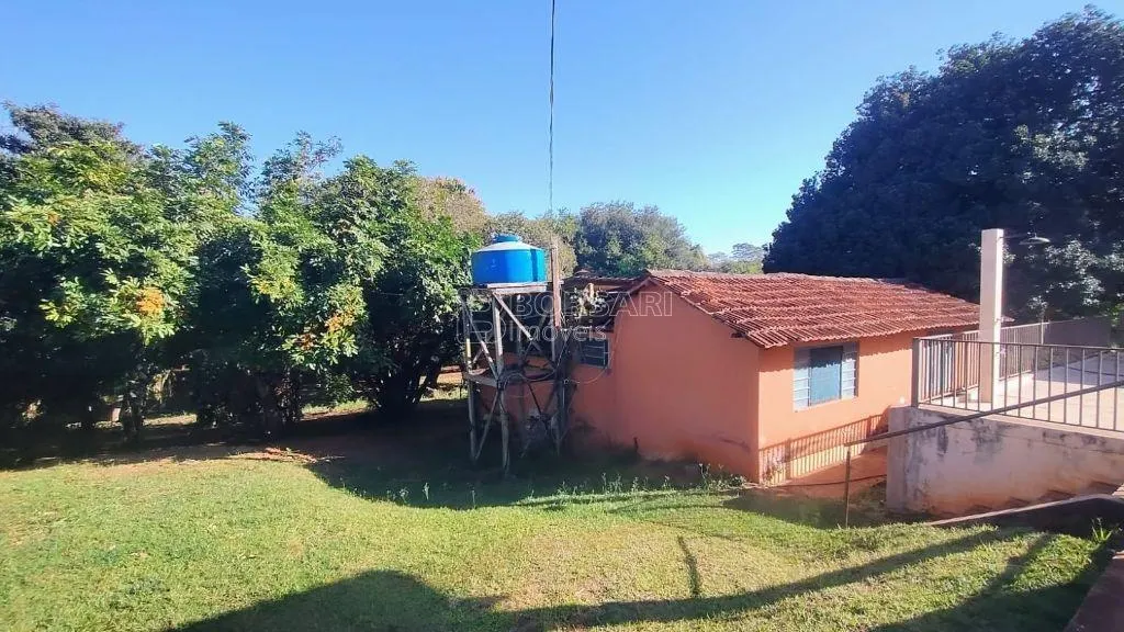 Sítio à venda de 4 ha em Araraquara, SP, Brasil