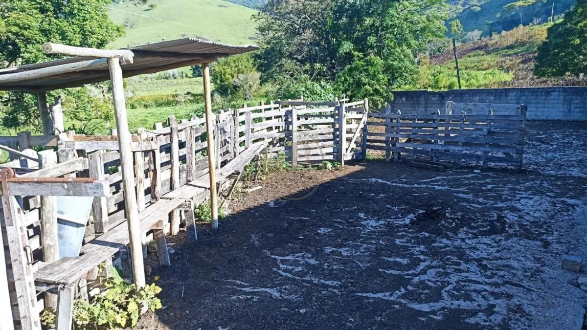 Fazenda à venda de 100 ha em Paraibuna, SP, Brasil