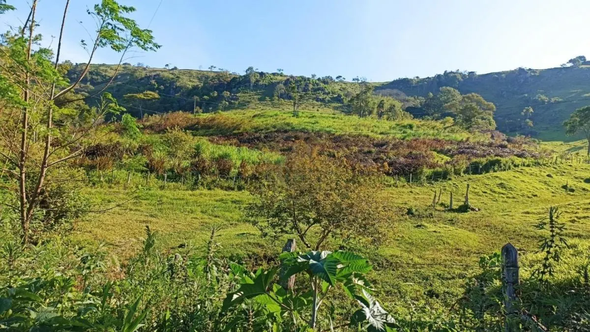 Fazenda à venda de 100 ha em Paraibuna, SP, Brasil