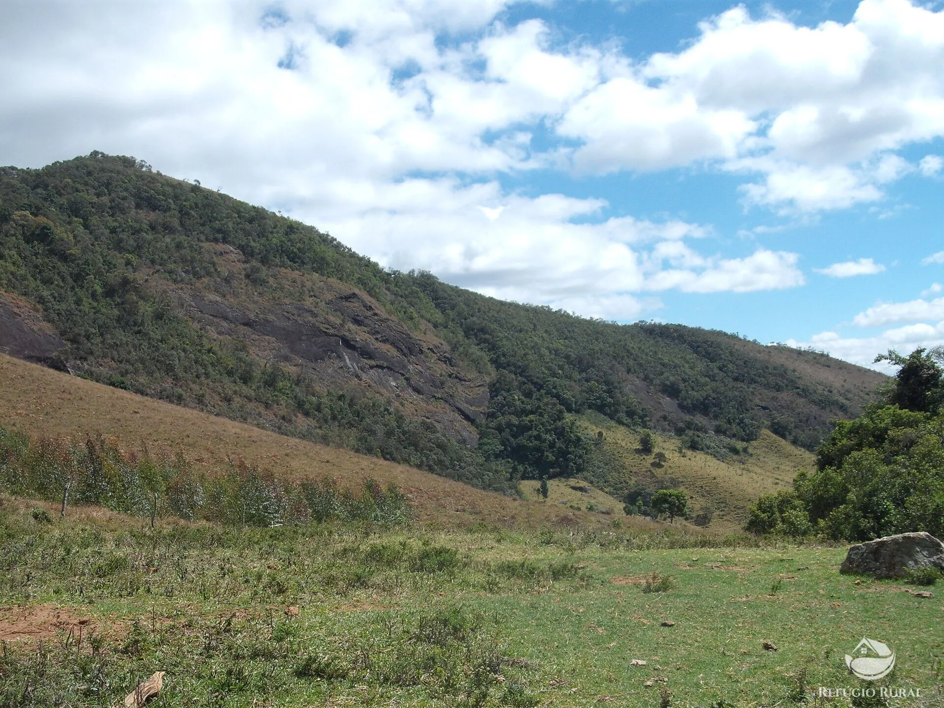 Sítio à venda de 25 ha em Aiuruoca, MG, Brasil