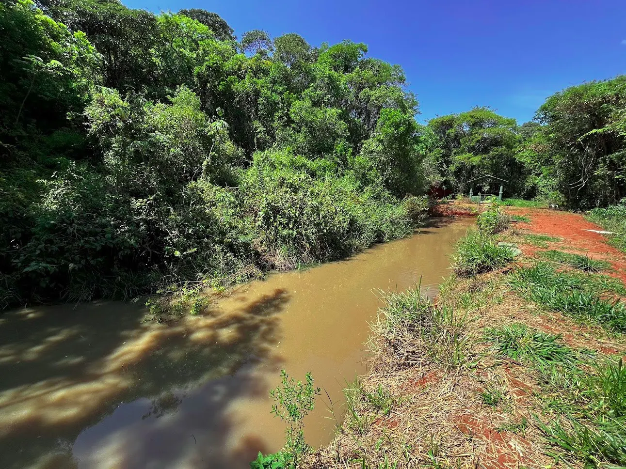 Sítio à venda de 3 ha em Taubaté, SP, Brasil